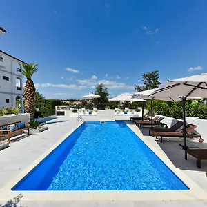 Apartament Mediterraneo Garden, Petrčane